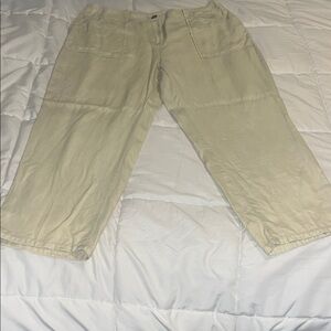 Chico's women’s Tan Lightweight linen Blend ankle pants size 2.5 equal to 14